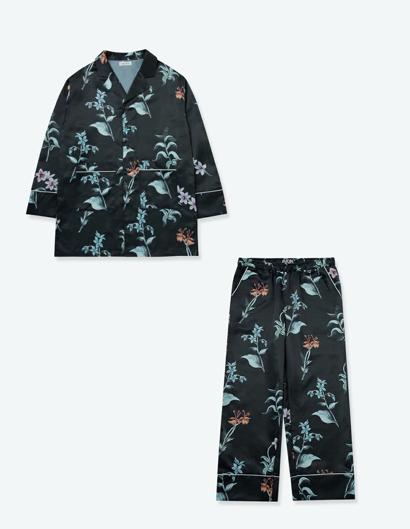 ダークネイビー